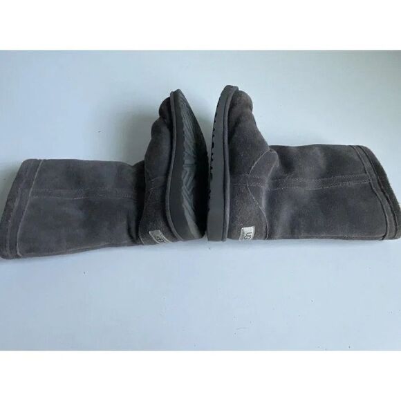 UGG Australia Larynn 1005396K Grey Suede Boots Girls Sz 5 Women’s 7 - Picture 7 of 10